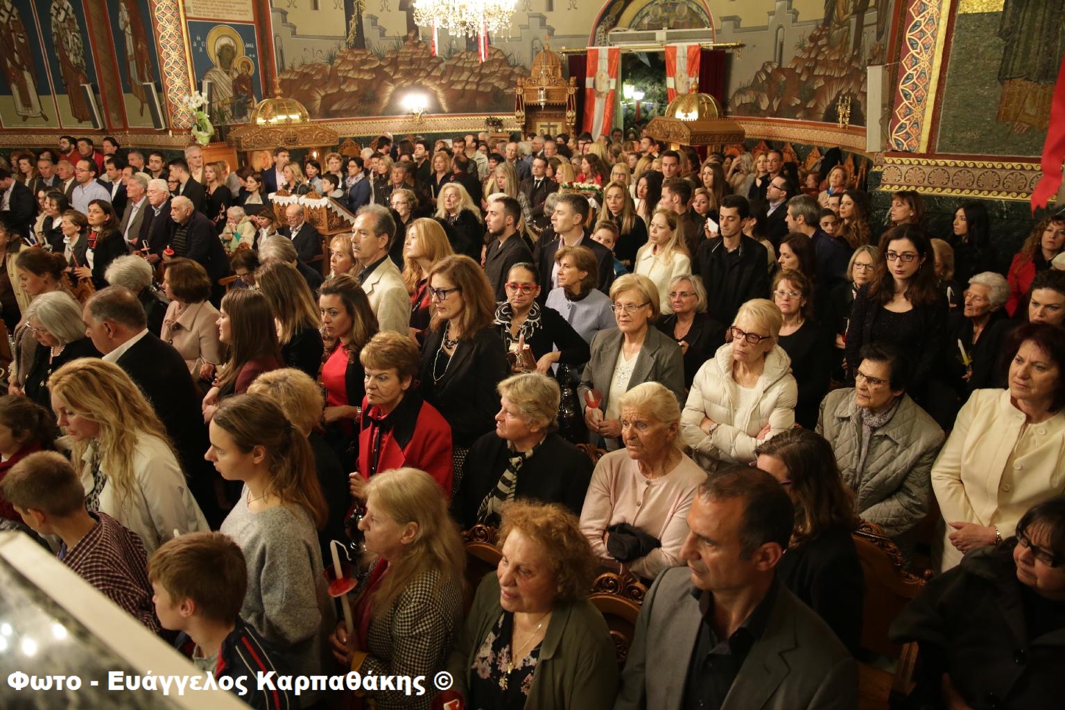 Φωτογραφία Αναστάσιμης Θείας Λειτουργίας του Πάσχα 2017 01