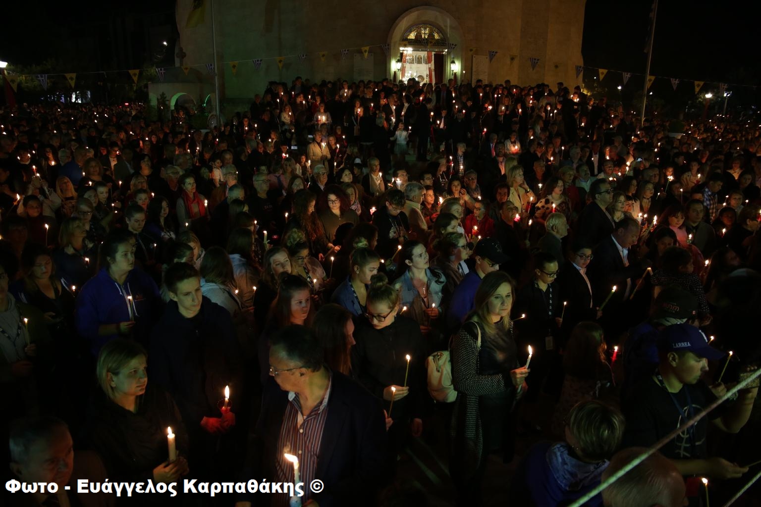 Φωτογραφία Αναστάσιμης Θείας Λειτουργίας του Πάσχα 2017 06