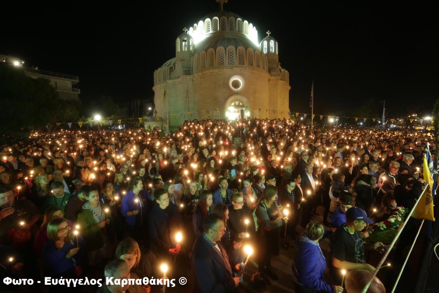 Φωτογραφία Αναστάσιμης Θείας Λειτουργίας του Πάσχα 2017 07