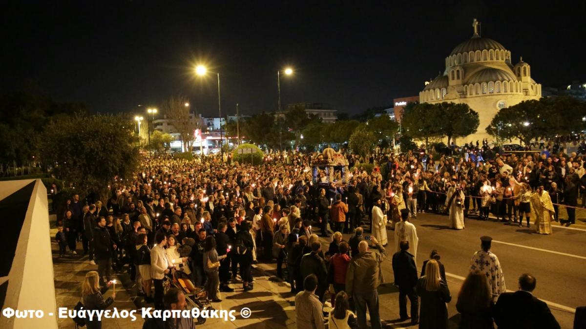 Φωτογραφία Λειτουργίας Μεγάλης Παρασκευής και περιφοράς του Επιταφίου 13